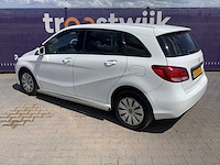 2018 - mercedes-benz - b-klasse - 220 d ambition - personenauto - afbeelding 3 van  14