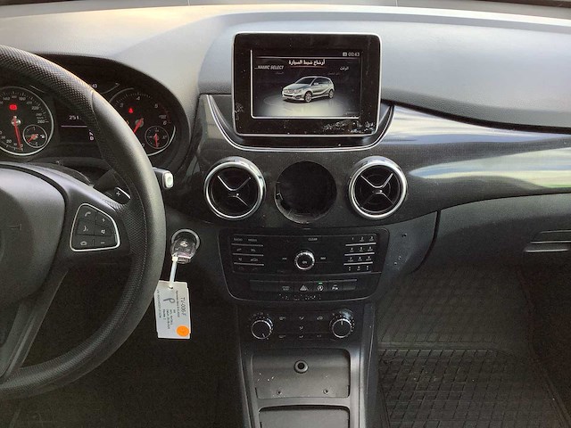 2018 - mercedes-benz - b-klasse - 220 d ambition - personenauto - afbeelding 8 van  14