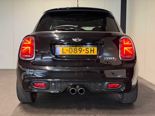 2018 - mini - 5-deurs - 2.0 coop.s chili sb - l-089-sh iaw - afbeelding 22 van  26