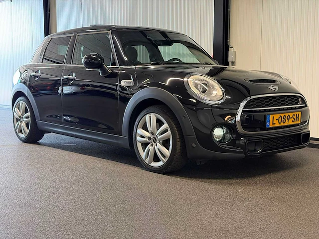 2018 - mini - 5-deurs - 2.0 coop.s chili sb - l-089-sh iaw - afbeelding 16 van  26