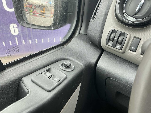 2018 - renault - trafic - dc 1.6 dcit29l2h1dccoen - bedrijfswagen - afbeelding 3 van  13