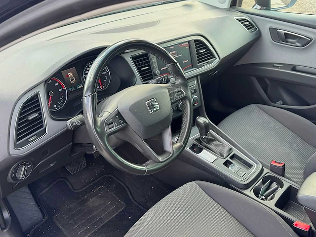 2018 - seat - leon st - 1.0 ecotsi st. bnsi. sr-721-j iaw - afbeelding 6 van  8