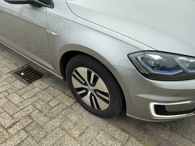 2018 - volkswagen - e-golf - ev - car - afbeelding 15 van  22