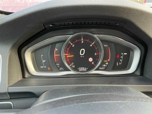 2018 - volvo - v60 - 2.0 d4 bus. sport - personenauto - afbeelding 11 van  21