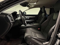 2018 - volvo - v90 - 2.0 t8 awd momentum n-089-tz iaw - afbeelding 6 van  25