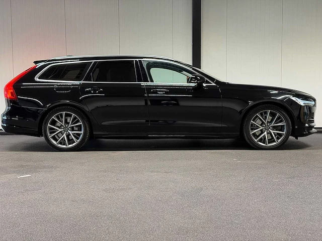 2018 - volvo - v90 - 2.0 t8 awd momentum n-089-tz iaw - afbeelding 15 van  25