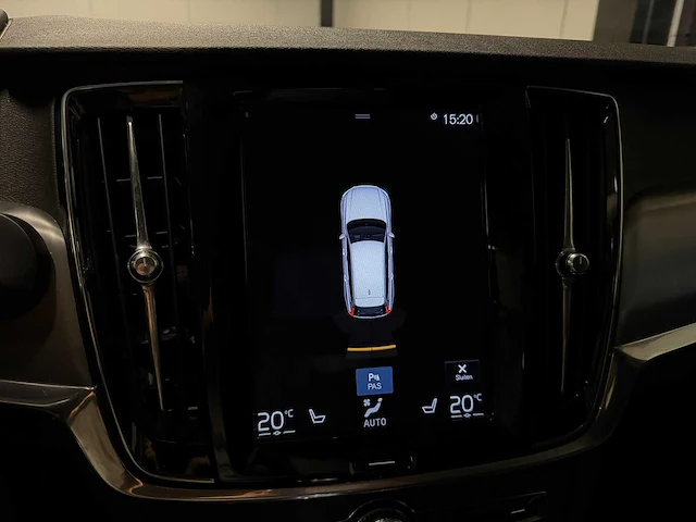 2018 - volvo - v90 - 2.0 t8 awd momentum n-089-tz iaw - afbeelding 24 van  25