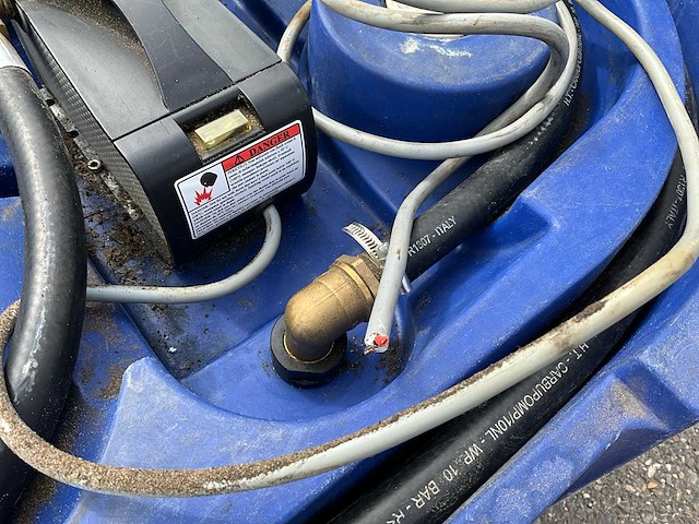 2018 adam pumps 220ltr dieseltank - afbeelding 2 van  11
