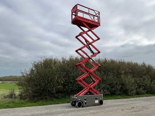 2018 airo x12 en hoogwerker - afbeelding 8 van  12