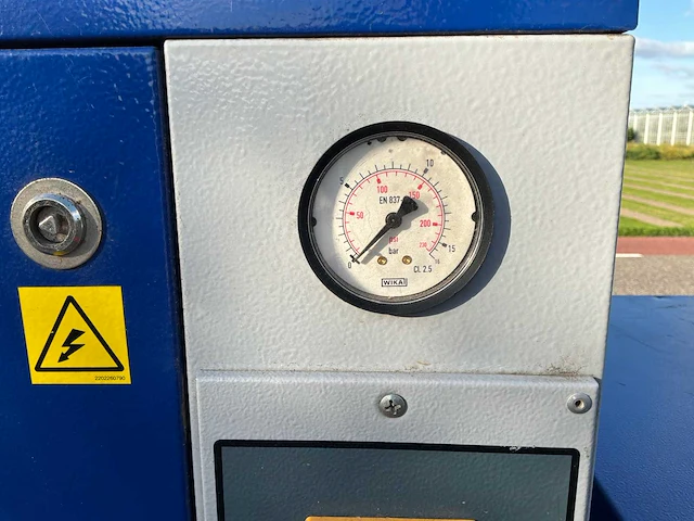 2018 airpress aps 7.5 schroefcompressor/luchtdroger - afbeelding 13 van  16