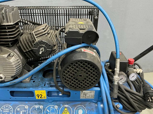 2018 airpress lm 100-400 luchtcompressor - afbeelding 18 van  19