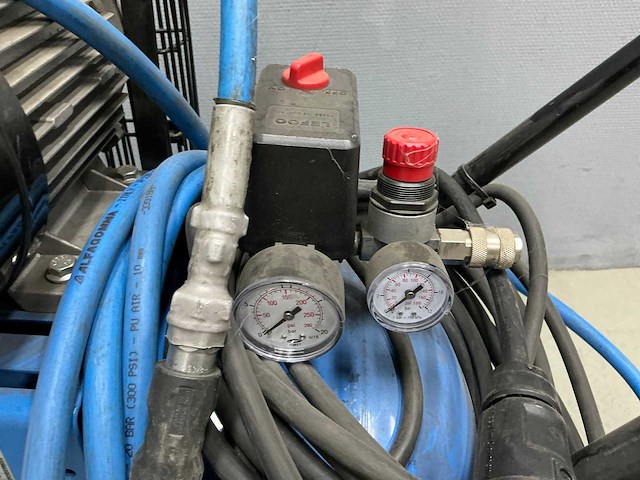 2018 airpress lm 100-400 luchtcompressor - afbeelding 19 van  19
