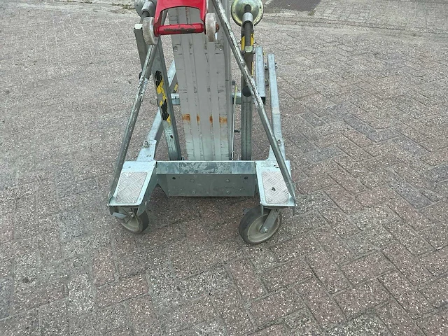 2018 alp l 752 kanaallift - afbeelding 2 van  12