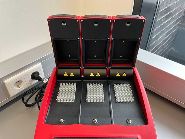 2018 analytik jena biometra trio 48 multiblok pcr thermische cycler - afbeelding 3 van  8