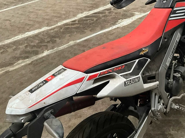 2018 aprilia sx 50 bromfiets - afbeelding 5 van  17