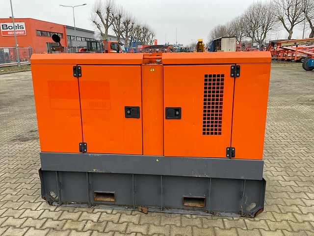 2018 atlas copco qas 60 st3 stroom aggregaat - afbeelding 12 van  16