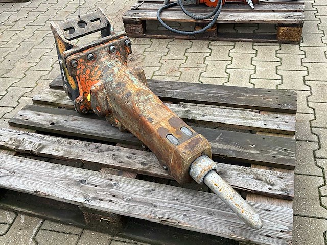 2018 atlas copco sb 152 hydraulische sloophamer - afbeelding 4 van  9