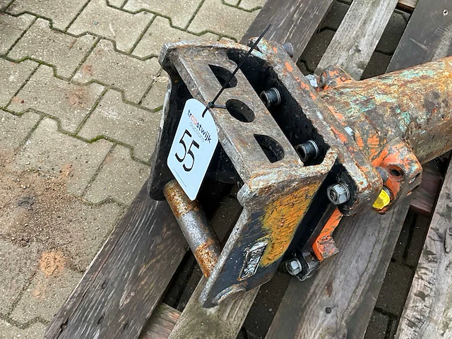 2018 atlas copco sb 152 hydraulische sloophamer - afbeelding 5 van  9