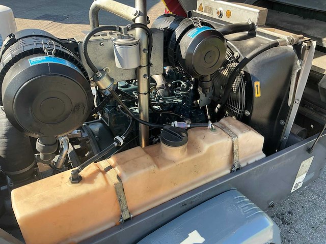 2018 atlascopco xas88 luchtcompressor - afbeelding 8 van  18