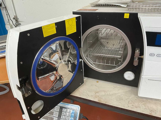 2018 b-autoclaaf sense lf18le instrumenten steriliseer appararaat - afbeelding 5 van  6