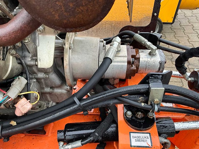 2018 barreto e30sgb boomstronkhakselaar - afbeelding 23 van  23