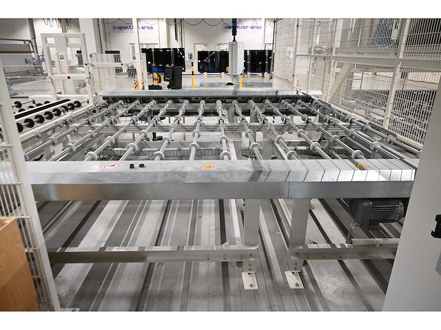 2018 benteler - glas laadstation en papierafvoer systeem met 6 hegla glaslaadbokken (c) - afbeelding 3 van  29