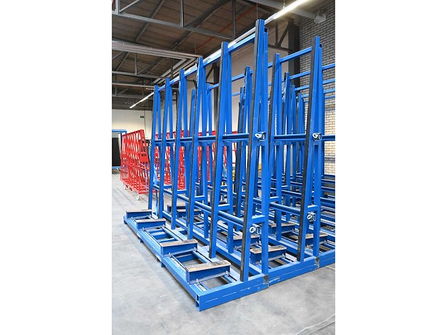 2018 benteler - glas laadstation en papierafvoer systeem met 6 hegla glaslaadbokken (c) - afbeelding 18 van  29