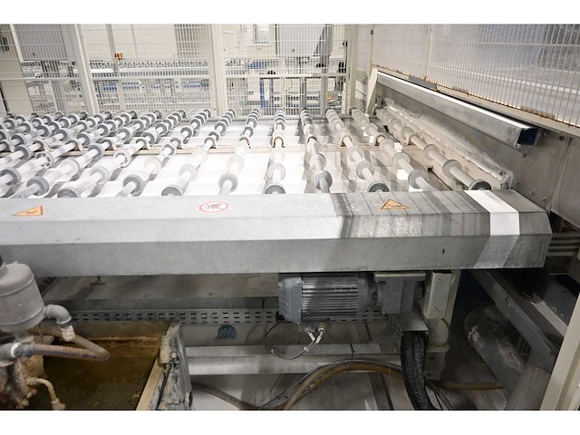 2018 benteler 040 pc processing center grinding cnc- glasbewerkingsmachine (c) - afbeelding 18 van  35