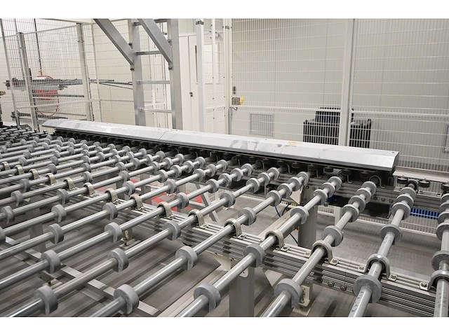 2018 benteler 5-delige aangedreven glas transport en positioneerband bocht-systeem (c) - afbeelding 11 van  14