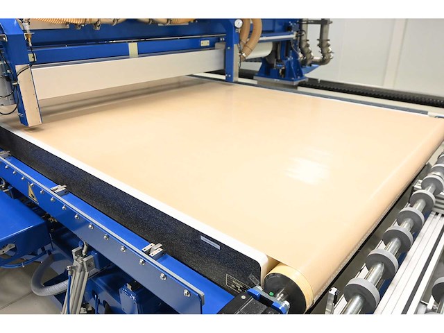 2018 benteler friction unit glas wrijf/rubbing machine inclusief kantelbare tafel, dubbele benteler (kantelbare) aanvoertafel en kantelbare uitvoertafel (c) - afbeelding 3 van  49