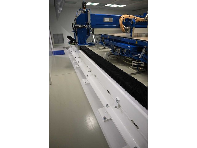 2018 benteler friction unit glas wrijf/rubbing machine inclusief kantelbare tafel, dubbele benteler (kantelbare) aanvoertafel en kantelbare uitvoertafel (c) - afbeelding 9 van  49