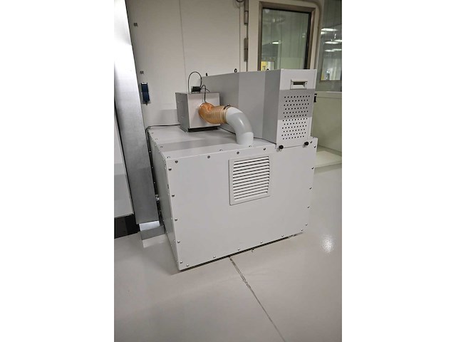 2018 benteler friction unit glas wrijf/rubbing machine inclusief kantelbare tafel, dubbele benteler (kantelbare) aanvoertafel en kantelbare uitvoertafel (c) - afbeelding 30 van  49