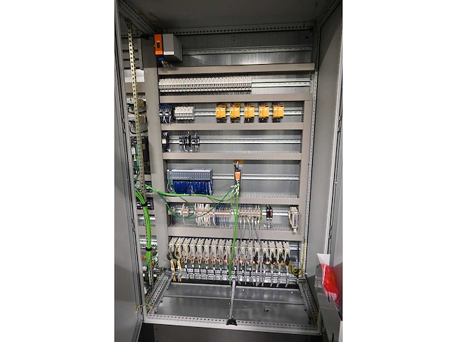 2018 benteler friction unit glas wrijf/rubbing machine inclusief kantelbare tafel, dubbele benteler (kantelbare) aanvoertafel en kantelbare uitvoertafel (c) - afbeelding 41 van  49