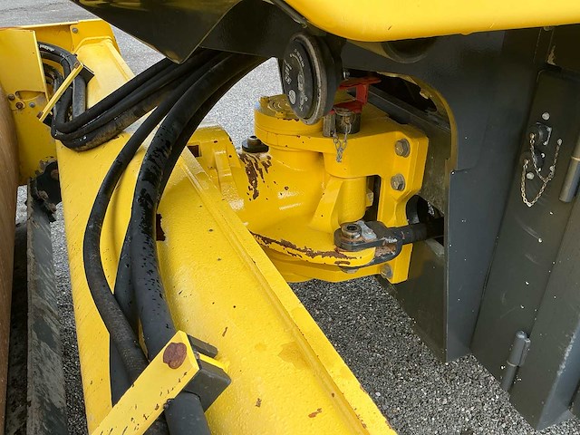 2018 bomag bw 213 d-5 grondwals - afbeelding 2 van  34