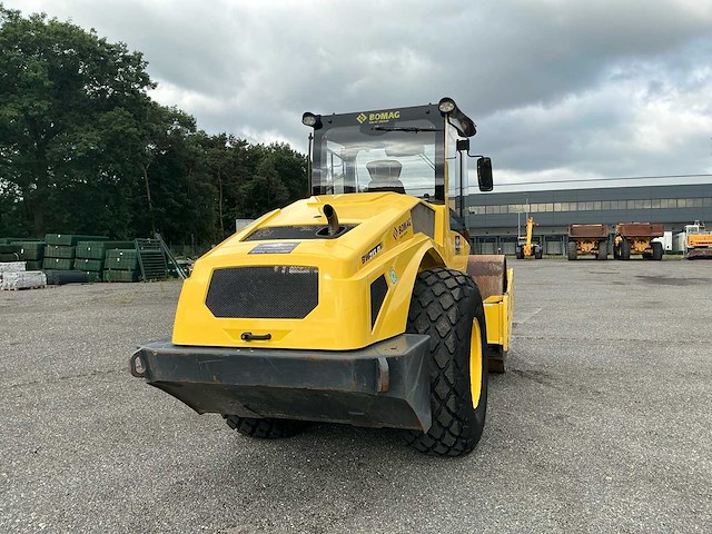 2018 bomag bw 213 d-5 grondwals - afbeelding 29 van  34