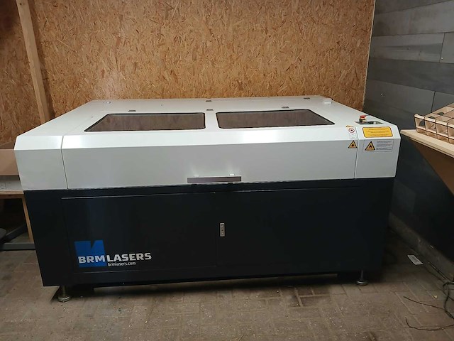 2018 brm 100160 lasersnijmachine - afbeelding 1 van  6