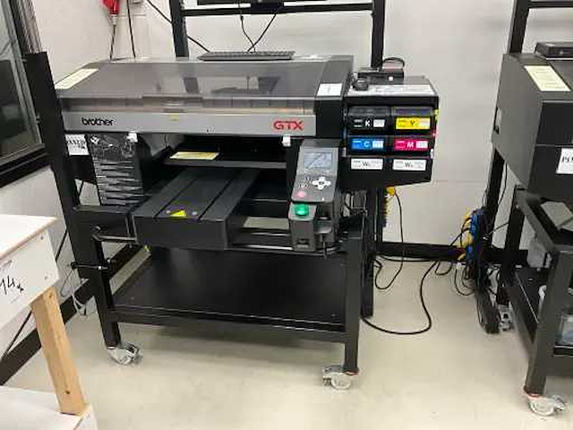 2018 brother gtx-422 textieldrukmachine - afbeelding 10 van  12