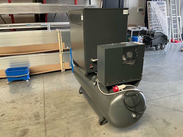 2018 brown industrial pro gal204 geluidgedempte zuigercompressor met luchtdroger - afbeelding 12 van  13
