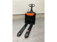 2018 bt lpe200 2000kg meerij elektrische palletwagen - afbeelding 8 van  12
