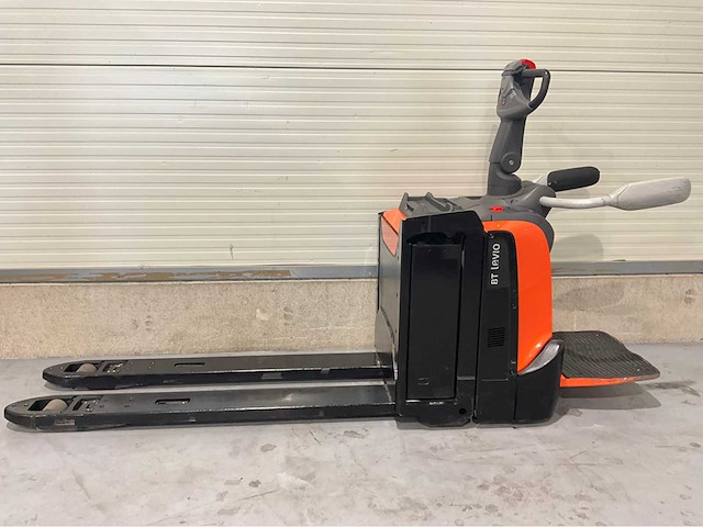 2018 bt lpe200 2000kg meerij elektrische palletwagen - afbeelding 3 van  9