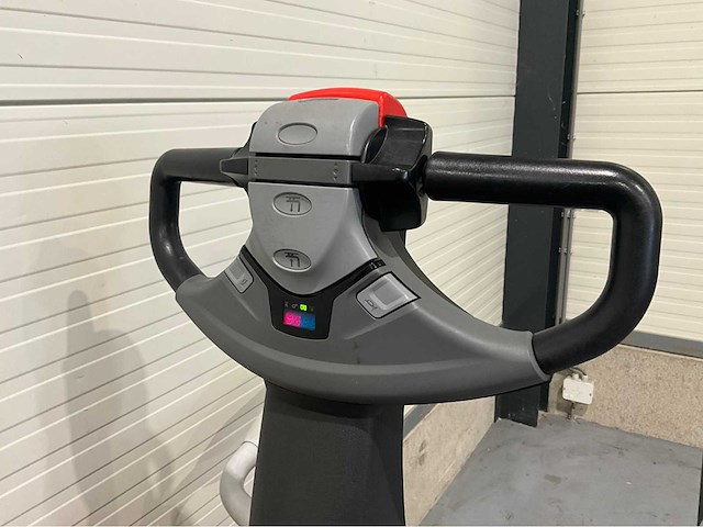 2018 bt lpe200 2000kg meerij elektrische palletwagen - afbeelding 12 van  12