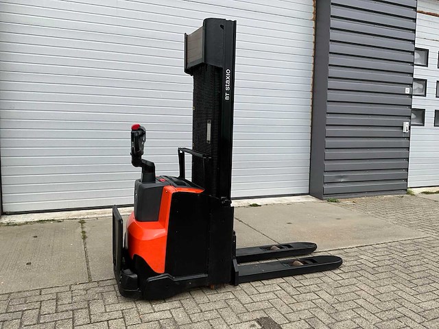 2018 bt swe140l stapelaar - afbeelding 1 van  9