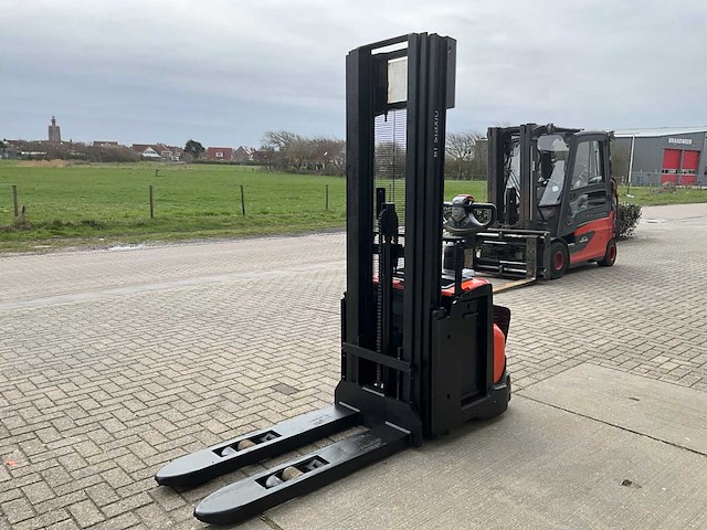 2018 bt swe140l stapelaar - afbeelding 3 van  9