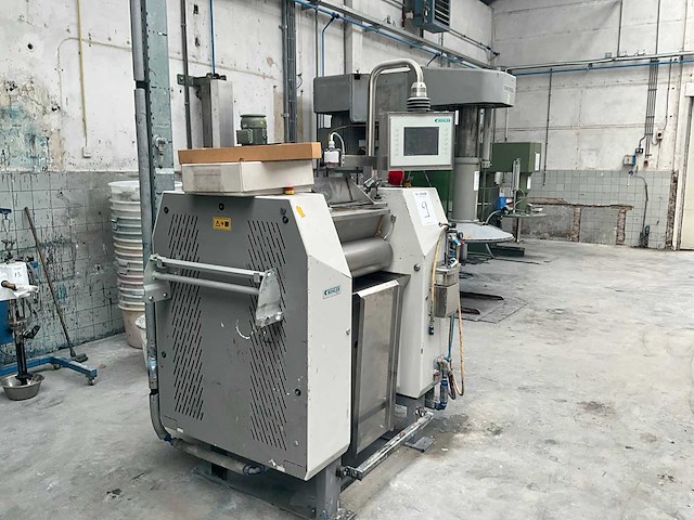 2018 bühler fdad 600-cls-ex three-roll mill trias-600-viva-s driewals - afbeelding 18 van  24