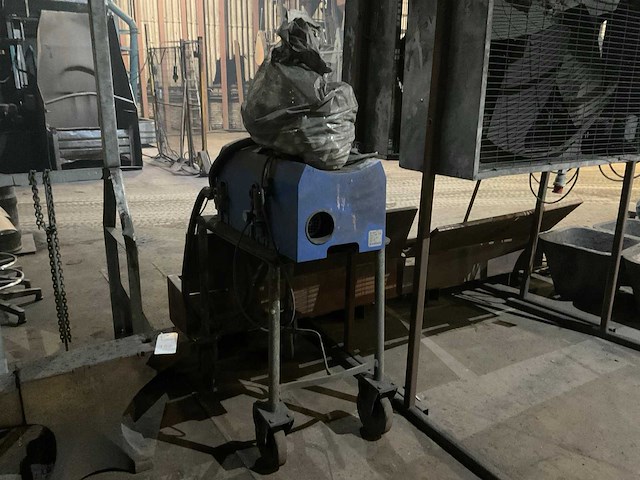 2018 buhnen hb 5010 lijmmachine - afbeelding 1 van  7