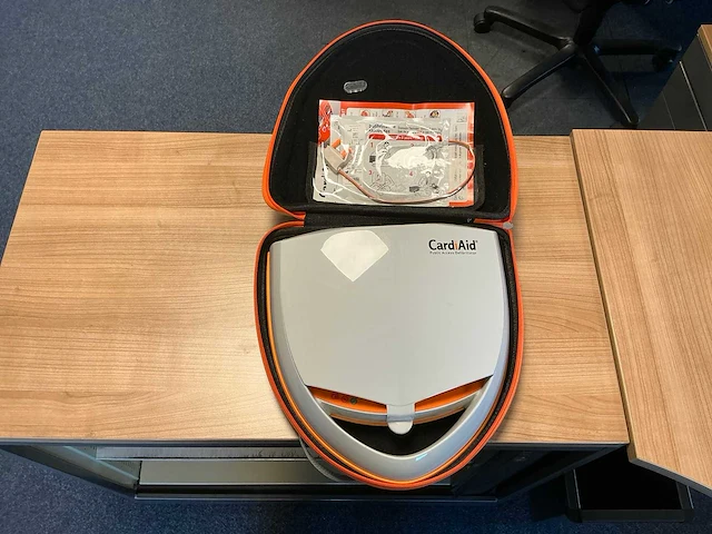 2018 cardiaid ct0207rs defibrillator - afbeelding 3 van  5