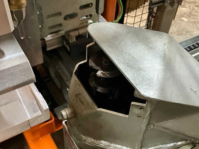2018 carotte easylox visgraat profileerautomaat - afbeelding 15 van  52