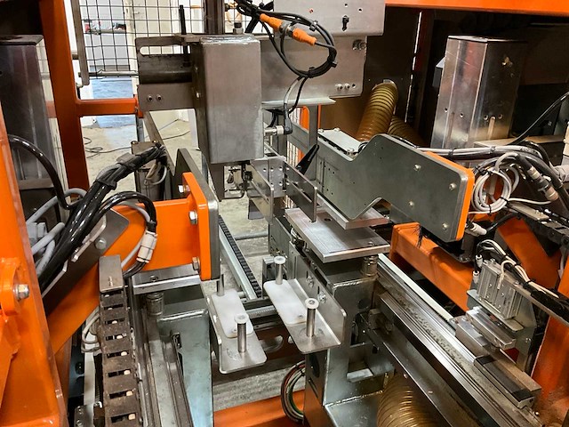 2018 carotte easylox visgraat profileerautomaat - afbeelding 17 van  52