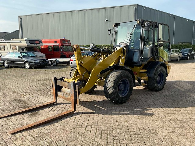 2018 cat 908m shovel - afbeelding 1 van  45