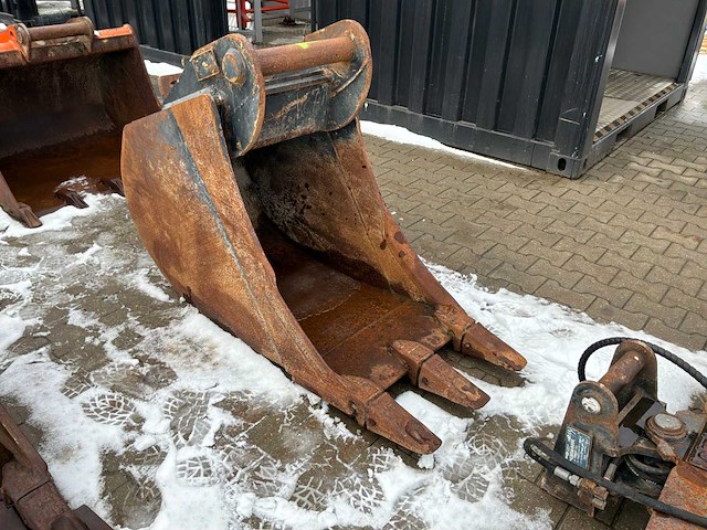 2018 caterpillar graafbak - afbeelding 2 van  5